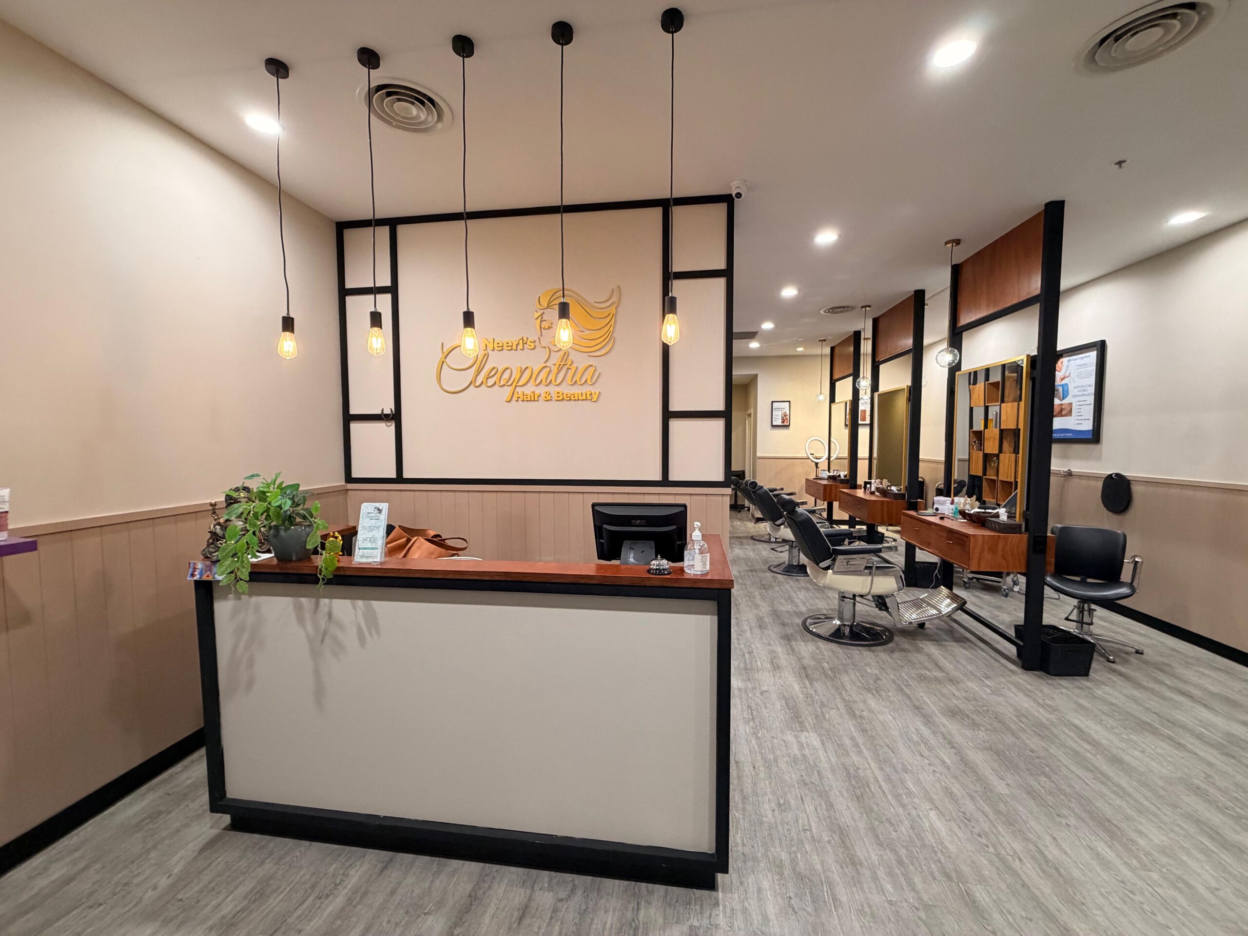 beauty salon makeup services in Watergardens