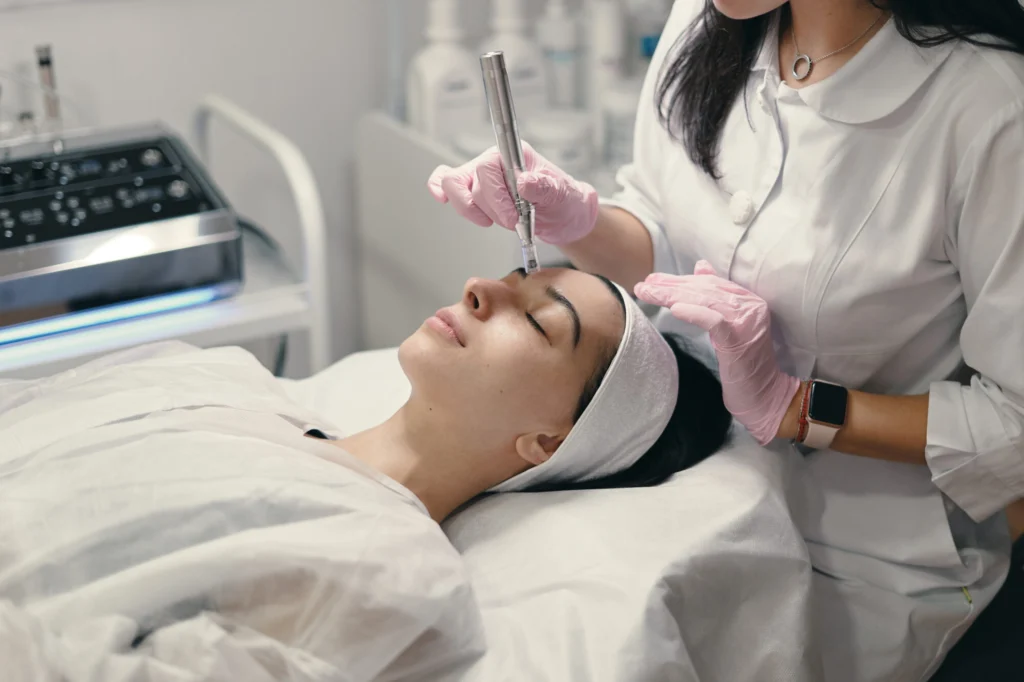 Microneedling treatments in watergardens